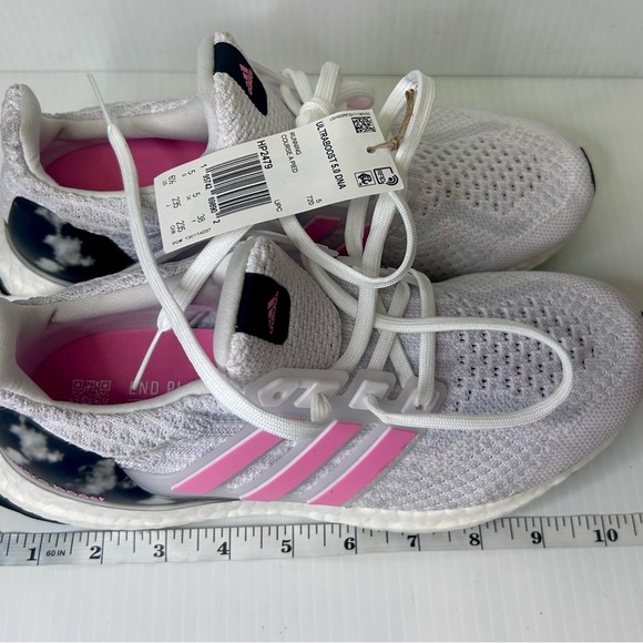 👟 “Adidas” Women’s Ultraboost 5.0 DNA White Mesh w/Pink Stripe Accents - Picture 14 of 17